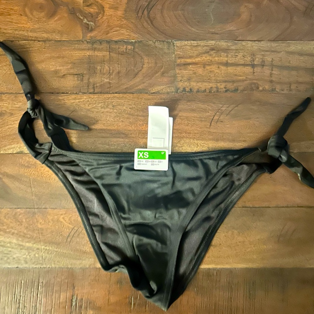 Olaian Women Swim Bottoms Size XS Black NWT